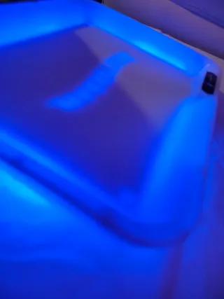 AMSTERDAM LED BANDEJA