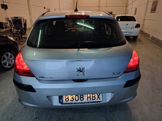 Peugeot 308 2011