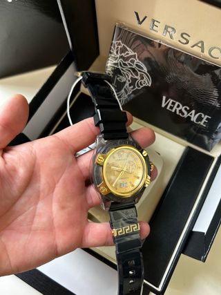 Reloj Versace Cronógrafo Negro y Dorado
