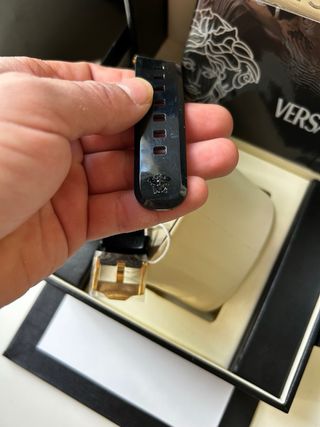 Reloj Versace Cronógrafo Negro y Dorado