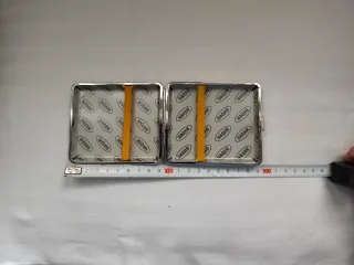 Pitillera negra efecto piel