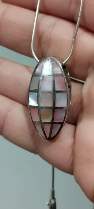 Colgante Nácar y Plata con Cadena