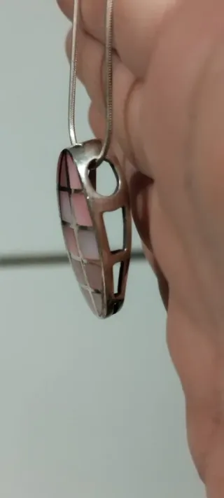 Colgante Nácar y Plata con Cadena