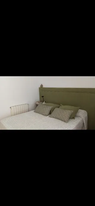 Cabecero tapizado verde oliva 2,45m