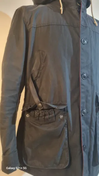 Parka Barbour Game Wax Azul