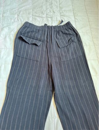 Pantaloni a righe blu di Zara | vestibilità S