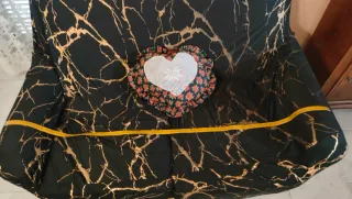 Copridivano 3 posti nero e oro