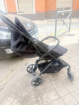 Silla de paseo ligera  Cybex eezy S plus