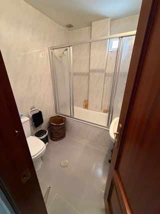 Se vende casa adosada amplia y luminosa