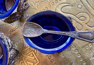 4 Antichi Condimentieri con Cucchiaini