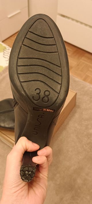 Botín azul piel unisa