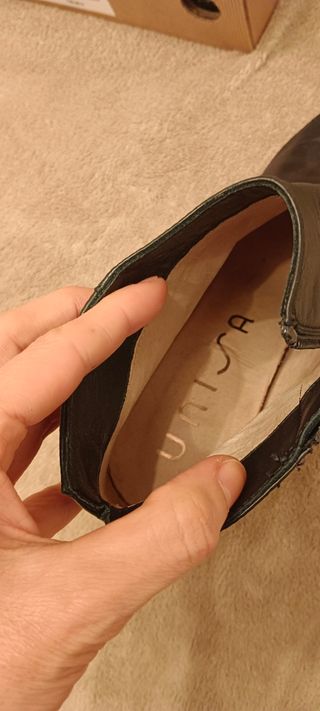 Botín azul piel unisa