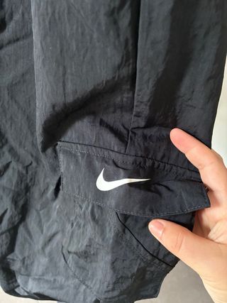 Pantalón cargo Nike impermeable anchos