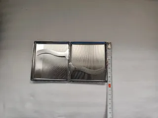 Pitillera metálica plateada