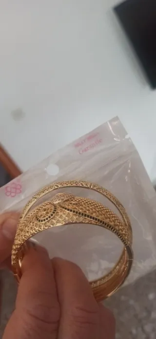 Lote 3 Brazaletes Rígidos Belly Bella Dorados