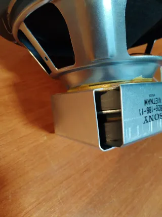 Altavoz Sony (woofer)buen sonido! DOBLE IMAN!