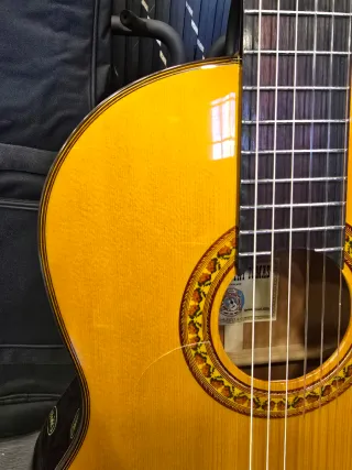 Guitarra flamenca Vicente Tatay Palosanto