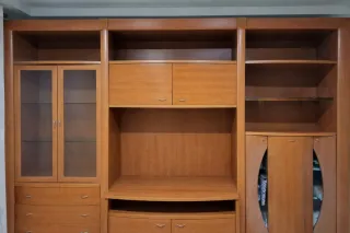 Mueble modular salón madera y cristal