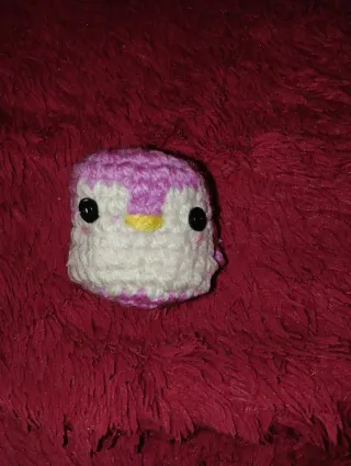Pingüino de ganchillo hecho a mano