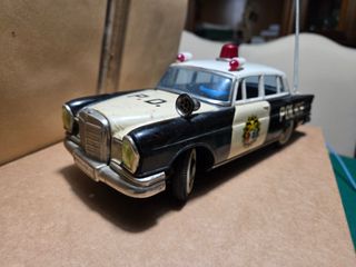 Modellino Latta Auto Polizia Mercedes Benz 230