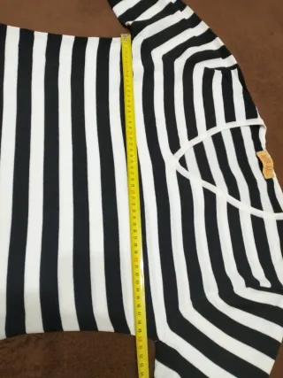 Suéter HIRO LI Rayas Blanco y Negro talla L