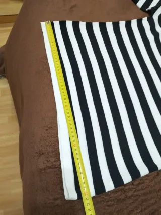 Suéter HIRO LI Rayas Blanco y Negro talla L