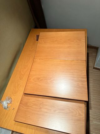 Mesa Italiana de madera (cerezo) para comedor