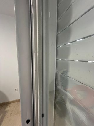 Cierres de aluminio blancos