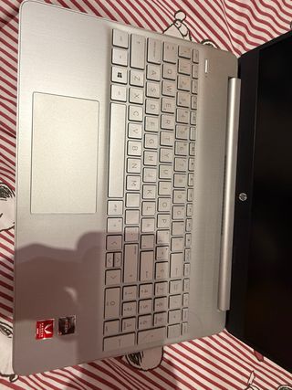 Portatil HP modelo 15s‑eq0xxx