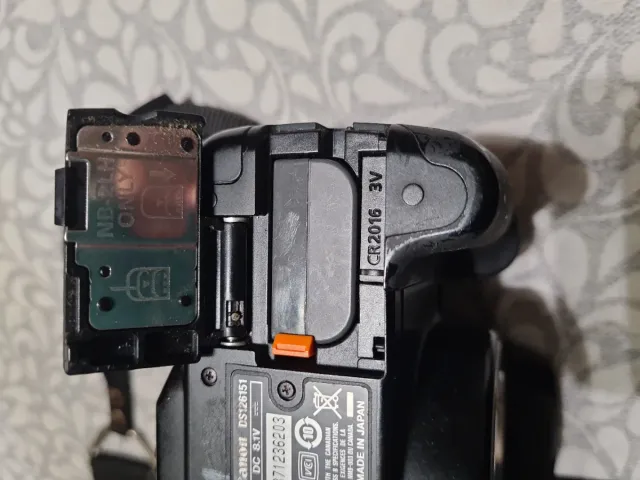 Canon EOS Digital Rebel XTi Cámara- solo cuerpo