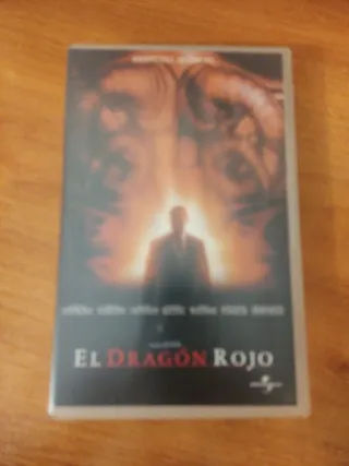 El Dragón Rojo VHS