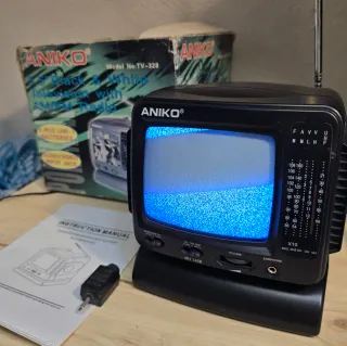 TV Portátil Blanco y Negro Aniko 328 con Radio