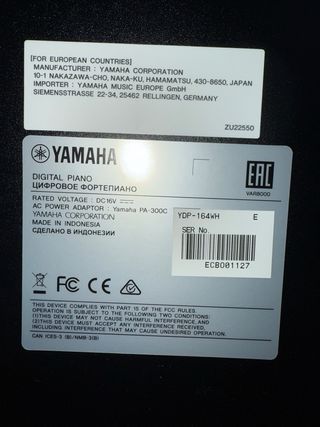 Piano Digital Yamaha Arius YDP-164