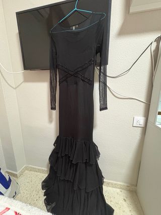 Traje Flamenca Negro con Mantón