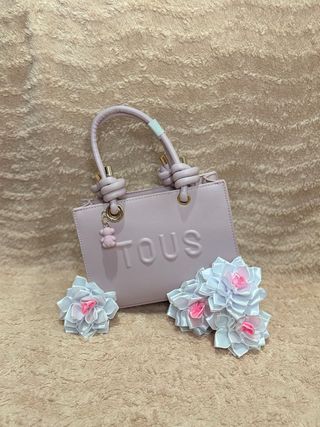 Hermosos bolsos Tous.