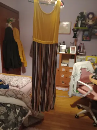 Vestido largo estampado rayas