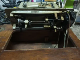 Máquina de coser Wertheim