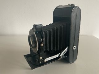 1145. Cámara plegable Franka Werk