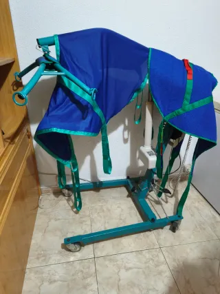 Grúa ortopédica. Usada 1 vez