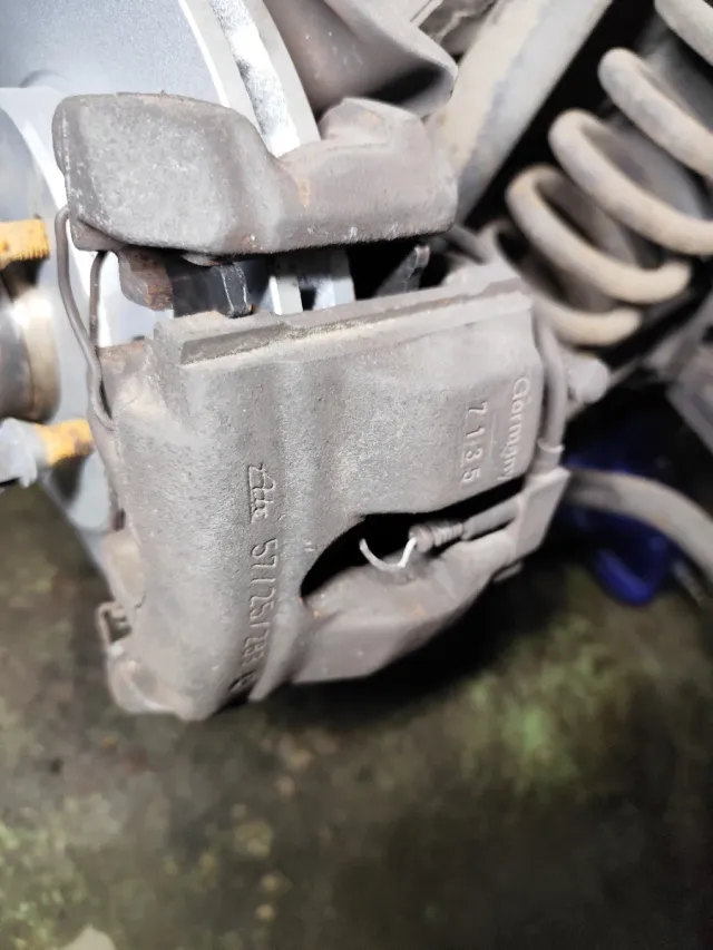 Mercdes slk 230 97 Pinza de freno piloto OEM