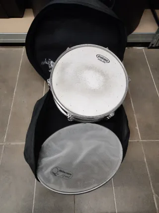 Caja Metálica Gewa 12