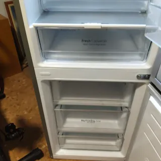 Nevera LG No Frost 2m - 2 años uso