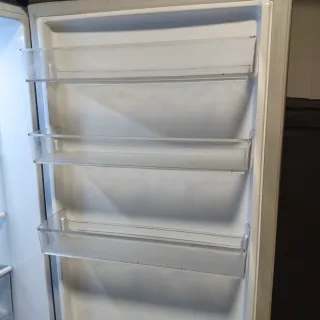 Nevera LG No Frost 2m - 2 años uso