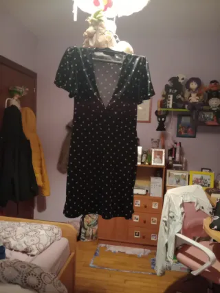Vestido Negro con Lunares Blancos