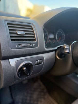 Volkswagen Jetta 2006