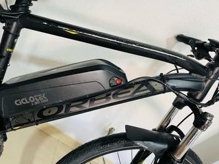 Bicicleta Eléctrica Negra