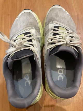 Zapatillas On Running Talla 39 Blancas/Amarillas