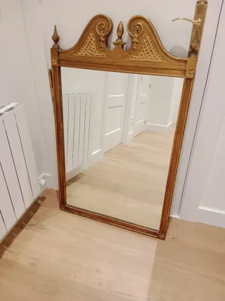 Espejo clásico madera dorado