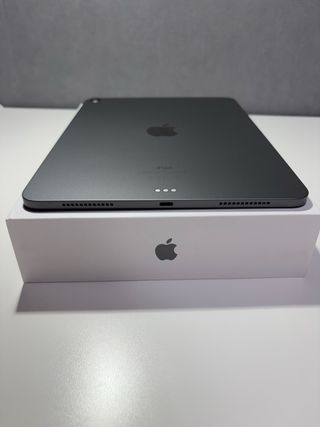 iPad Air 4ª Gen 64gb Plata con teclado y pen