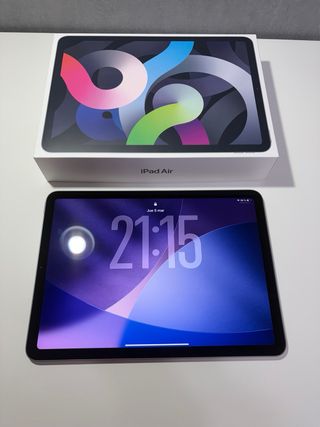 iPad Air 4ª Gen 64gb Plata con teclado y pen